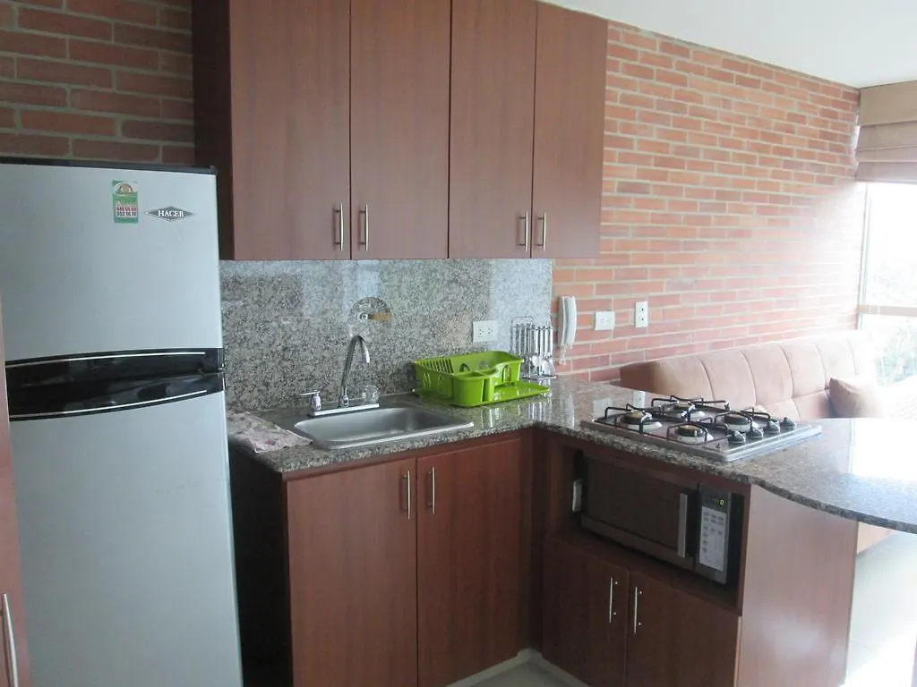 Blux Medellin Hotel 0*,  Colômbia