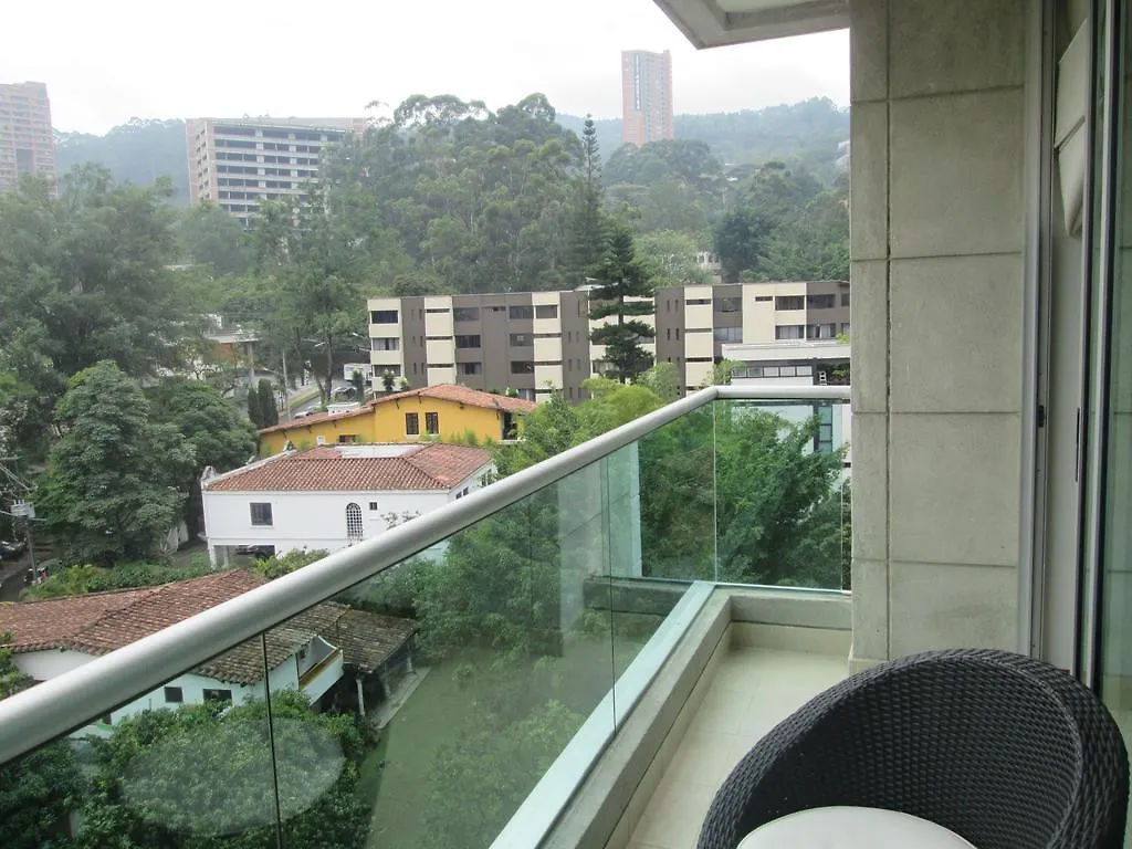 Blux Medellin Hotel 0*,  Colômbia