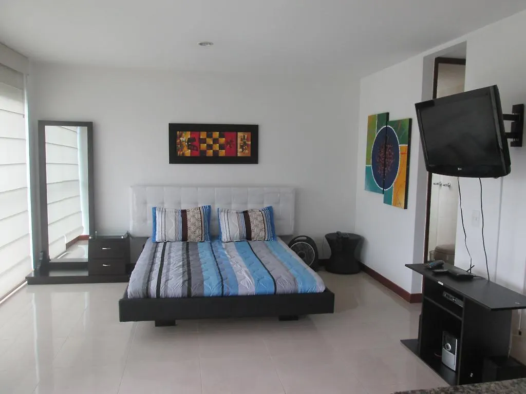 Blux Medellin Hotel Apartamento